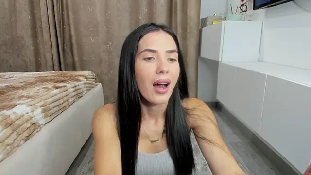 Emmapmg online show from October 3, 8:14 pm