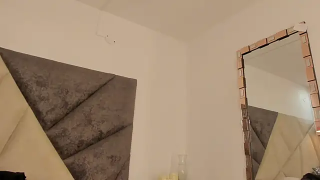 BonnieCute  online show from September 18, 12:09 am