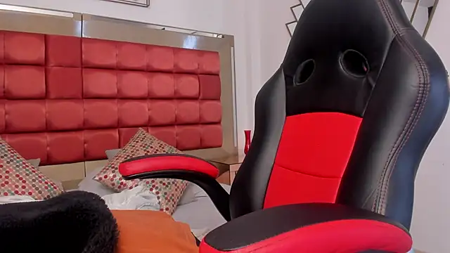 BonnieCute  online show from September 16, 12:18 am