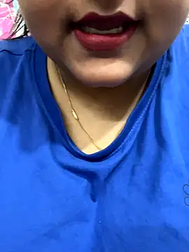 smile pretty online show from December 5, 1:23 pm