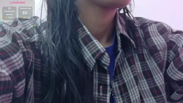 yourcuteneighbourr online show from January 9, 3:00 am