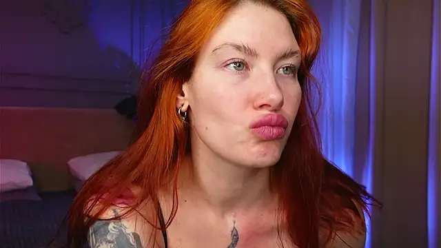 Liv Fay online show from February 26, 3:44 pm