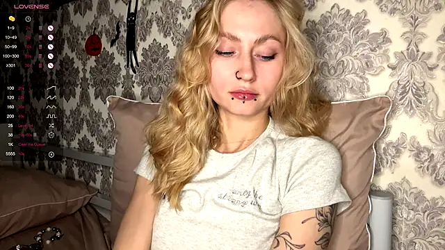 MarthaGees online show from November 10, 5:30 pm