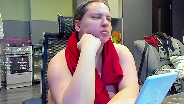 1lindsey1 online show from October 18, 3:04 pm