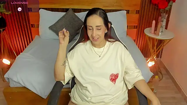 jadde13  online show from September 24, 8:08 pm