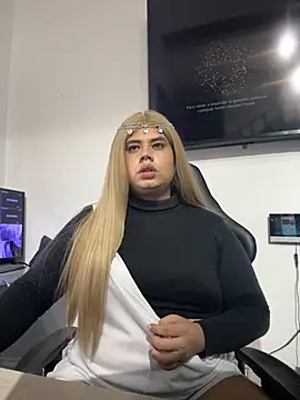 Tom Silver   online show from October 3, 7:46 am