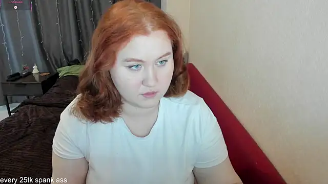 GeorginiaGrimes online show from April 12, 10:18 am