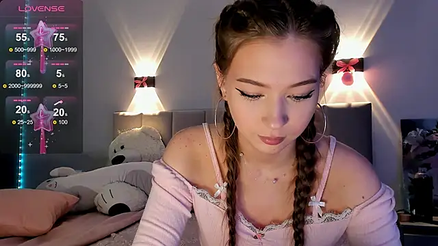 diana nier online show from October 2, 7:30 pm