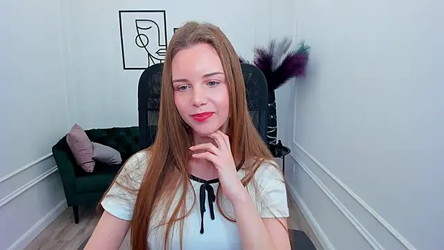 MileyWings online show from September 19, 4:55 am