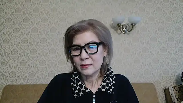 Elegant00Lady online show from December 19, 2:59 am