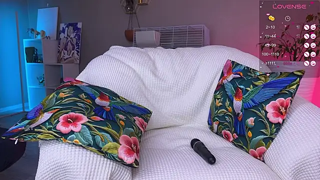 Tanya Acid online show from March 10, 6:06 am