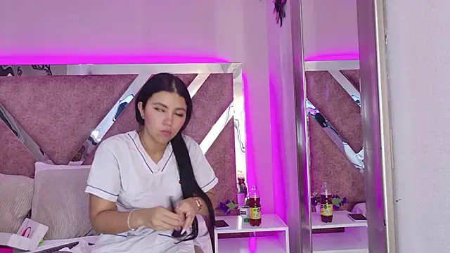 Larabrooks online show from March 11, 7:27 pm