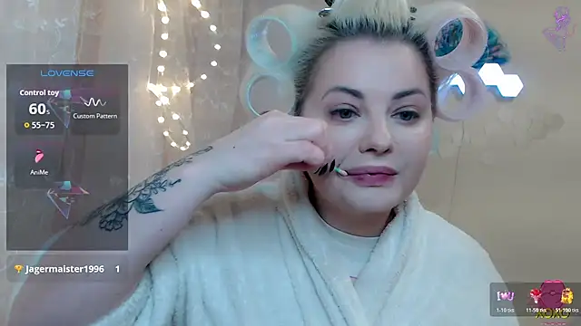 JewellKiss7 online show from November 26, 10:16 am