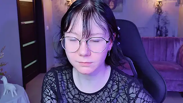 NancyMartinez online show from September 30, 9:26 am