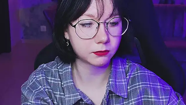 NancyMartinez online show from October 3, 9:47 am