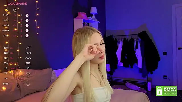 aneta alisha online show from October 19, 12:51 pm