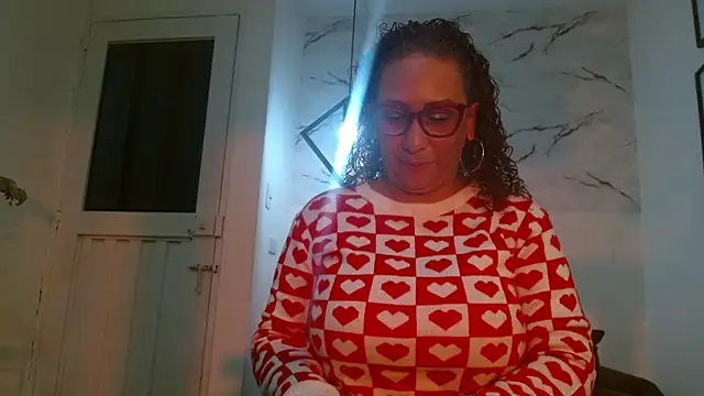 EvaMills1 online show from September 15, 8:16 pm