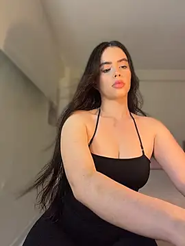 Mavi Coless online show from July 11, 2:22 am
