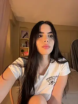 Mavi Coless online show from November 22, 1:52 am