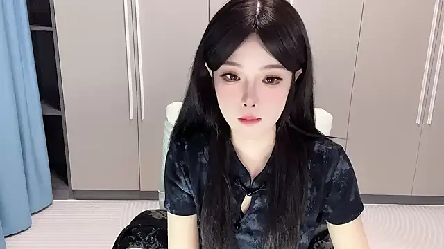 Q-ing online show from October 16, 4:09 pm