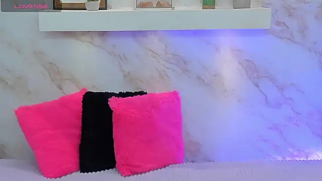 AmyBarton02 online show from April 13, 4:19 pm