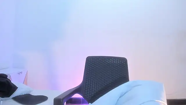 brithany rousee online show from September 19, 7:13 pm