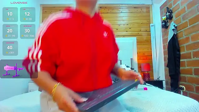 Dulcex69 online show from October 9, 4:00 pm