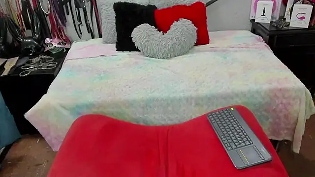 AlanaLuck online show from February 19, 7:24 pm