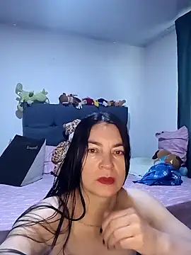 renata hot1 online show from October 6, 10:03 pm