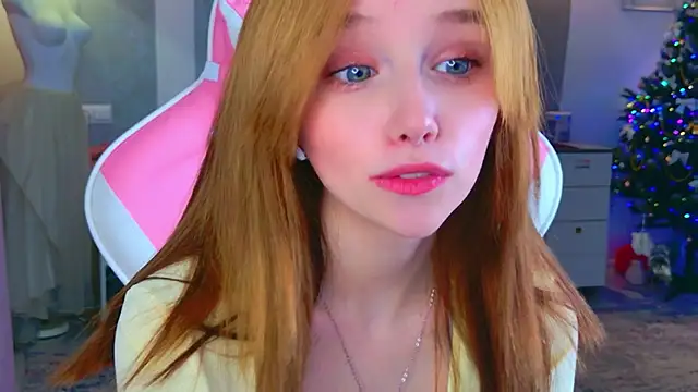 b4by LoL1 online show from December 21, 12:42 pm