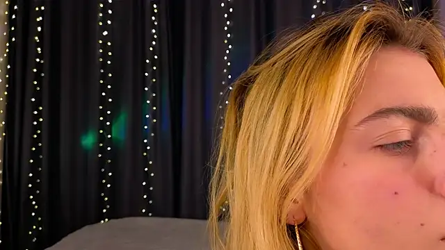 tomorrows day online show from April 19, 9:50 pm