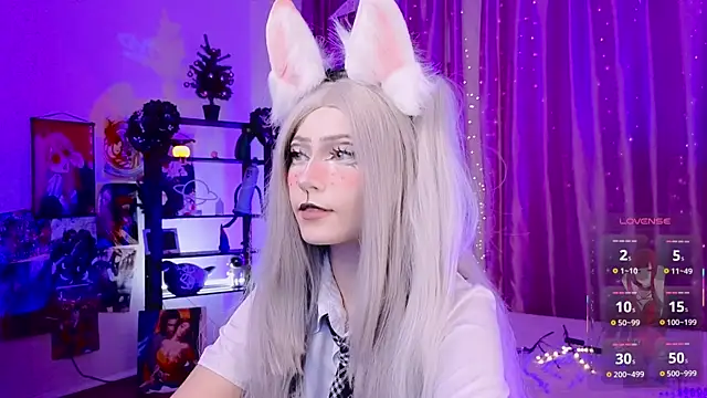 Carolina Leep online show from December 14, 9:48 am