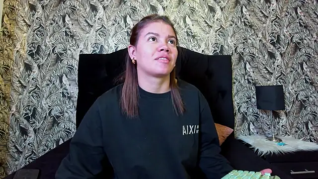 Gissel Angel online show from September 17, 8:18 pm