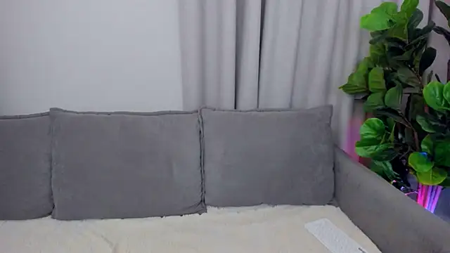 sexyangeloux online show from May 21, 10:41 pm
