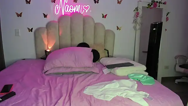 NaomiAsha online show from September 9, 12:10 am