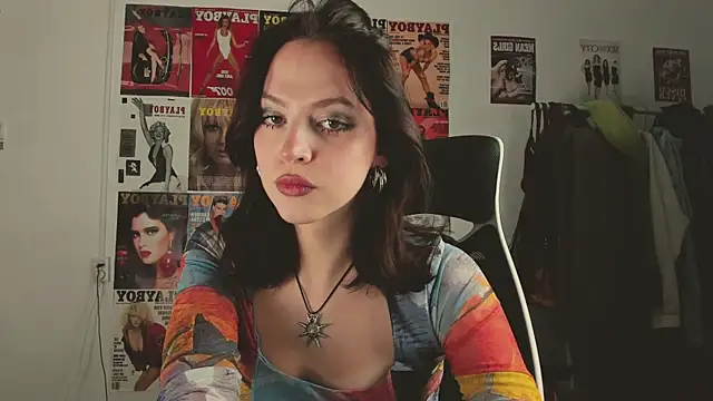 Niky  Jess online show from March 2, 11:39 am