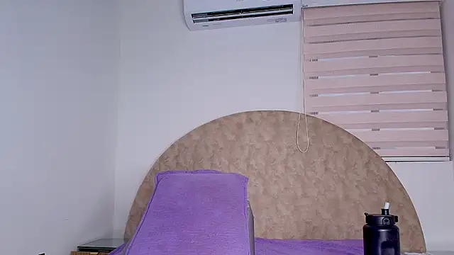 anisha x online show from March 4, 7:31 pm