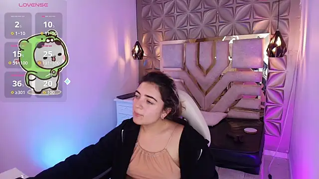 meraki fraise online show from October 5, 9:09 pm