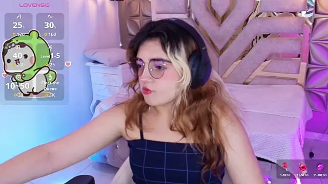 meraki fraise online show from October 3, 8:58 pm