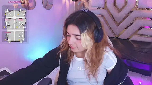 meraki fraise online show from September 11, 8:09 pm