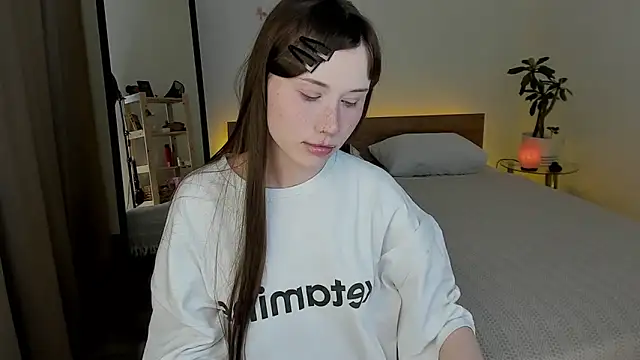 Stella Sunny online show from June 27, 9:54 pm
