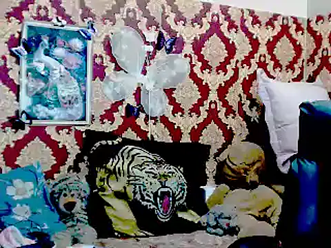 Indiancatz2 online show from October 25, 4:47 pm