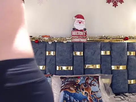 ling ling24 online show from January 6, 7:45 am