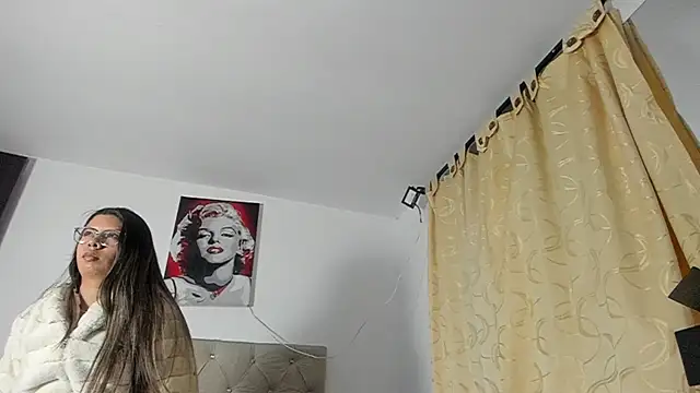 Vahiolet smith online show from September 16, 3:14 am