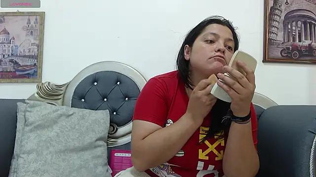 KataleyaStiward online show from March 2, 7:20 pm