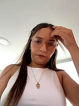 Penelope-Hot online show from September 24, 9:25 pm