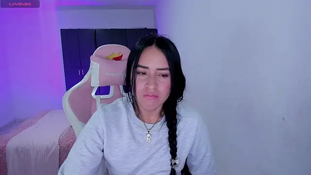 Tinylottie online show from May 15, 10:56 pm