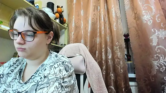 Seductive She Wolf online show from March 6, 5:41 pm