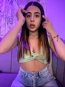 AbyThompson online show from September 12, 7:10 pm