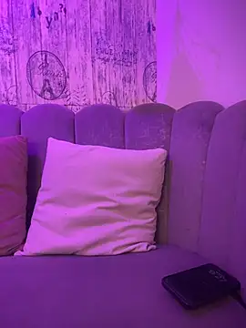 AbyThompson online show from March 18, 2:33 pm